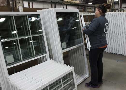 Lippert Vinyl Window Plant 210 Manufactured Housing